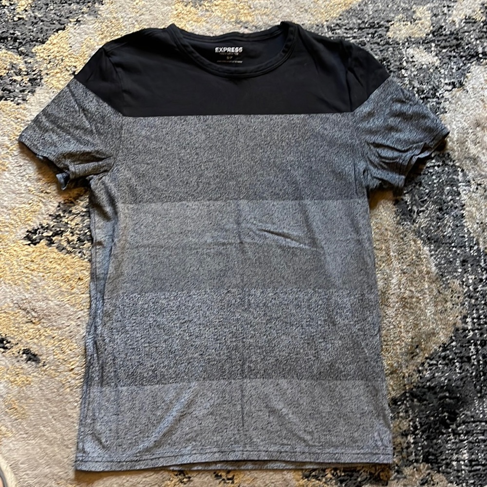 Express crew neck t